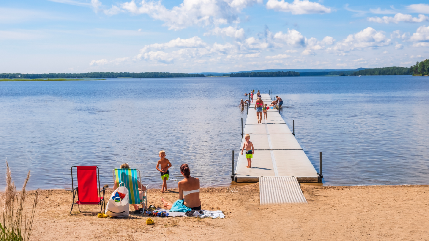 Shoreline and beach building